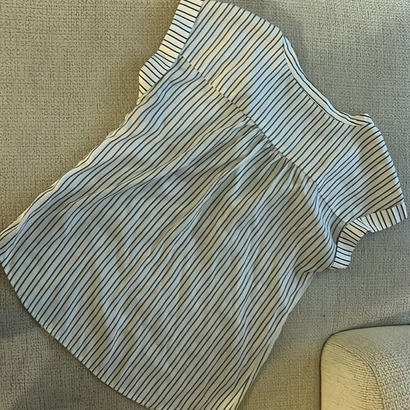 Apt 9 striped blouse perfect for work - Picture 5 of 5